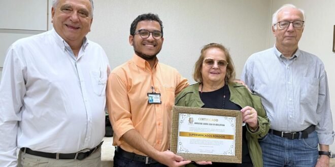 Santa Casa de Araçatuba homenageia acionista dos Supermercados Rondon