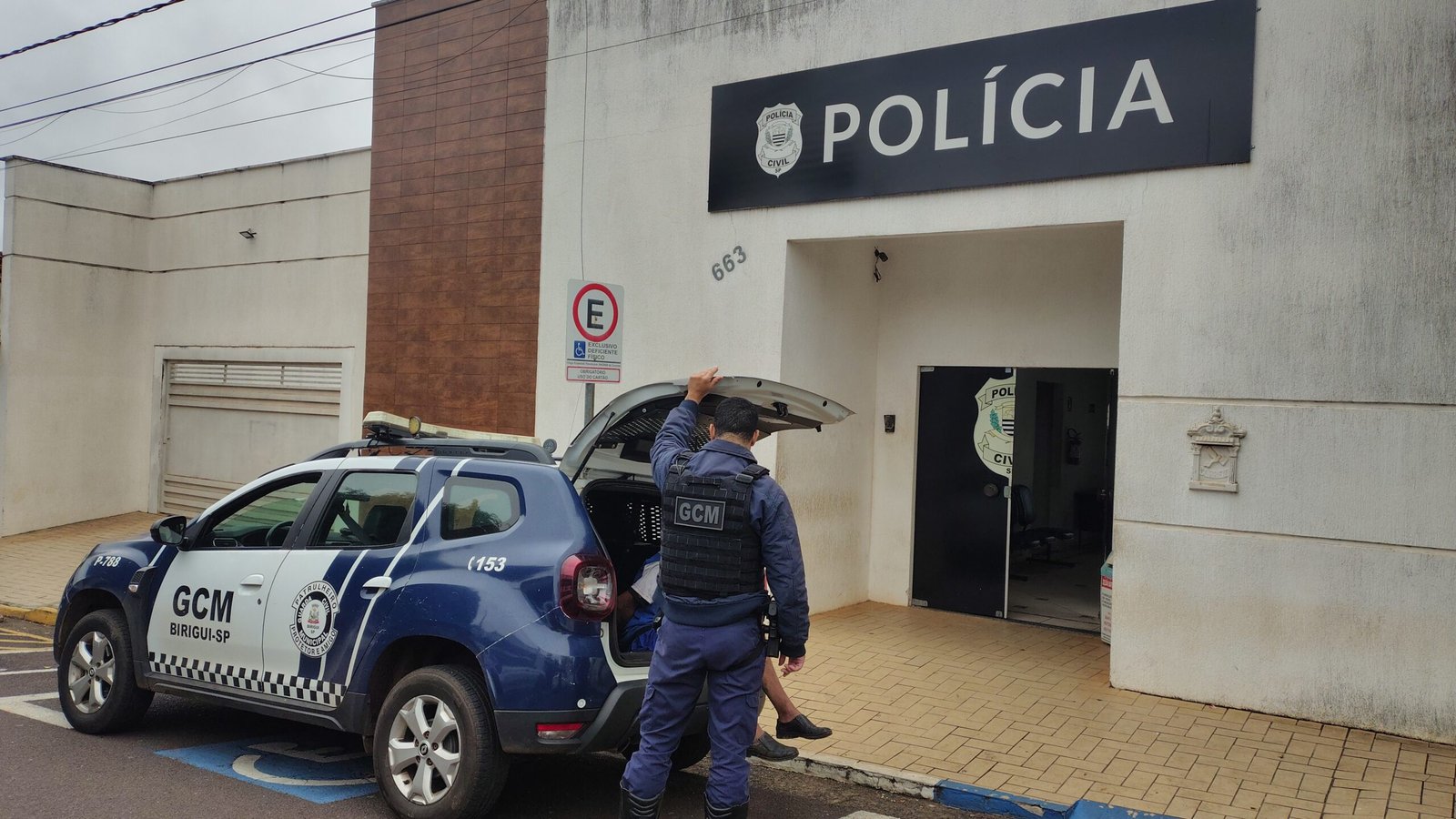Homem com mandado de prisão em aberto é preso em fiscalização da GCM em Birigui