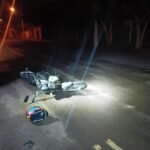 Jovem sem habilitação foge da PM, empina moto e sofre queda durante acompanhamento em Birigui