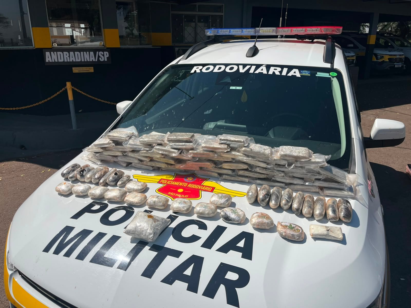 TOR prende passageira com mais de 8 kg de drogas em ônibus na Marechal Rondon, em Andradina