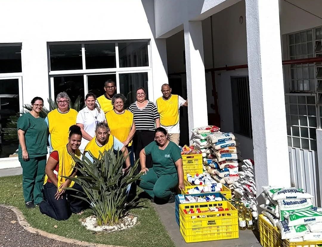 Santa Casa de Birigui recebe doação de alimentos de igreja pelo segundo ano seguido