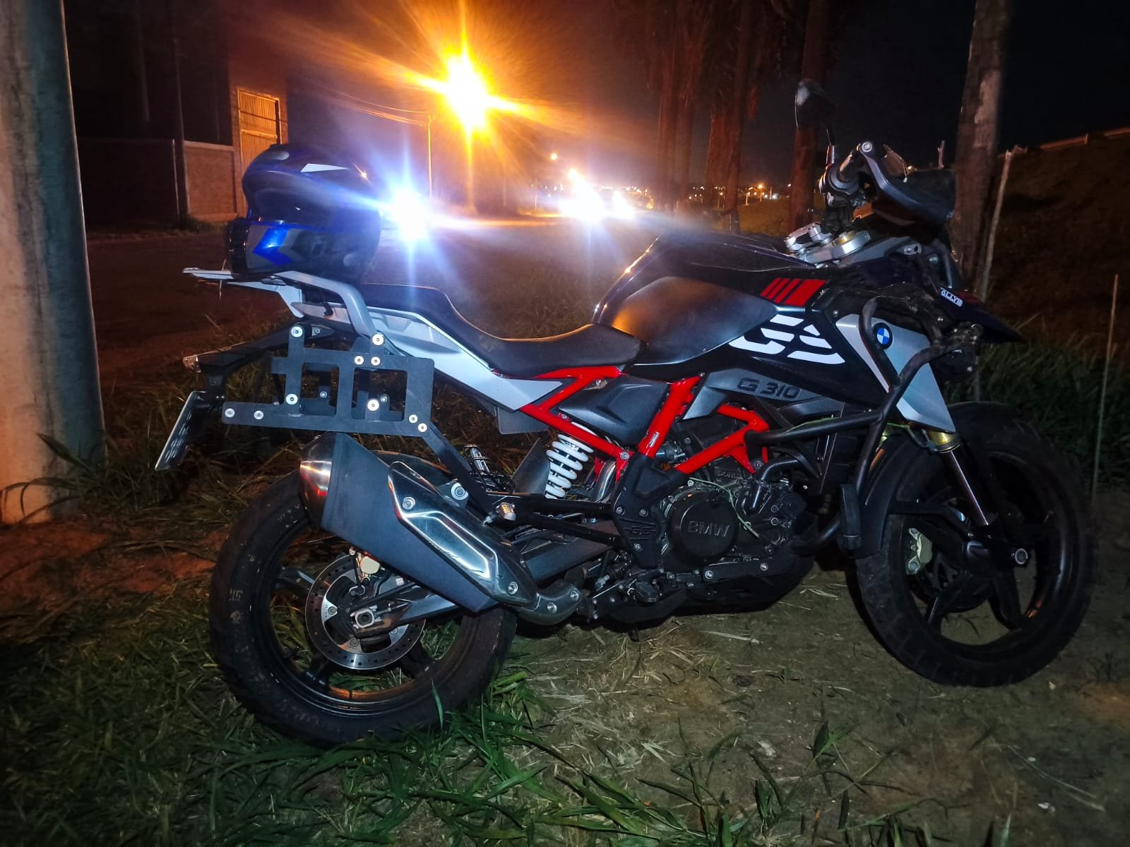 Motociclista de 46 anos fica ferido em colisão no Portal da Pérola I, em Birigui