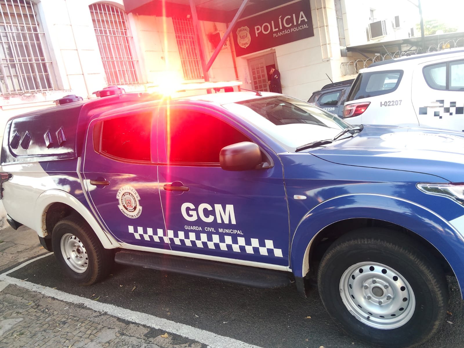 GCM prende suspeito de agredir e ameaçar mulher em Braúna