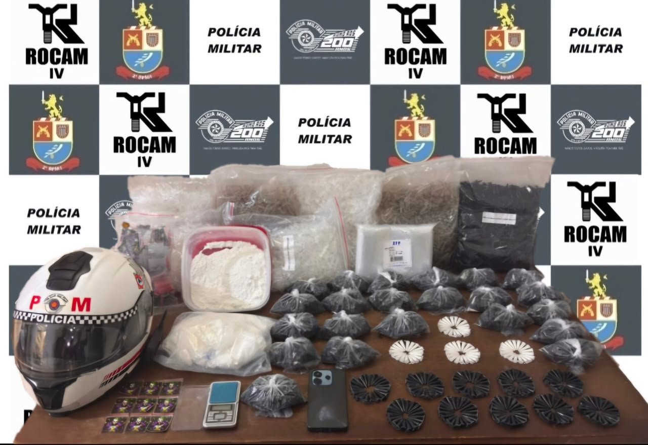ROCAM apreende cerca de 500 g de cocaína e prende suspeita por tráfico em Birigui