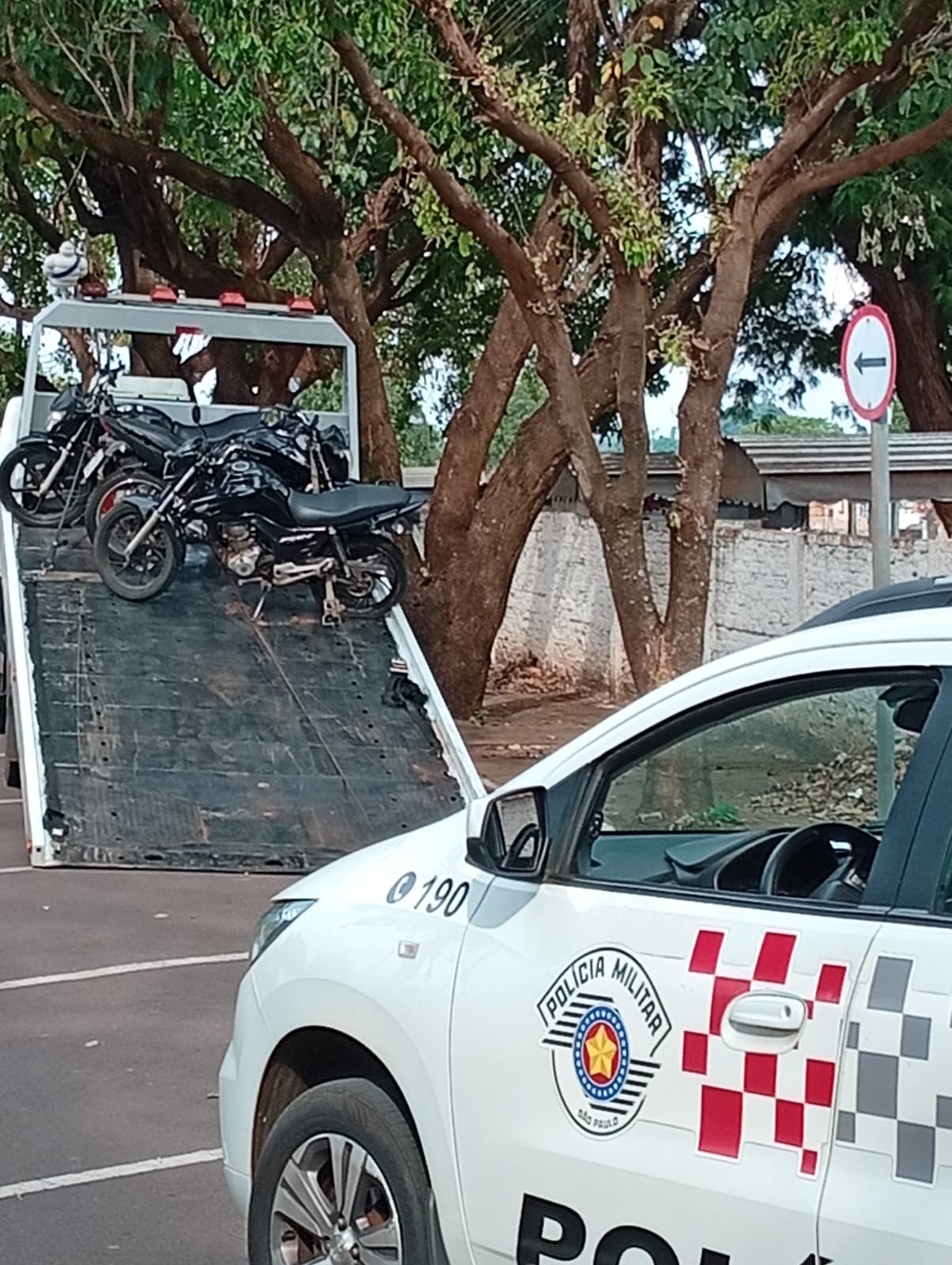Operação da PM aborda 213 motos e recolhe 41 veículos em Birigui